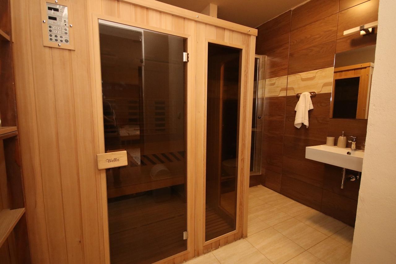 Penzión Kállai a Vináreň Filakovo Exterior foto